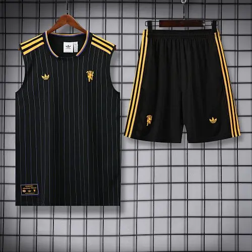 2526 Retro Manchester United 22